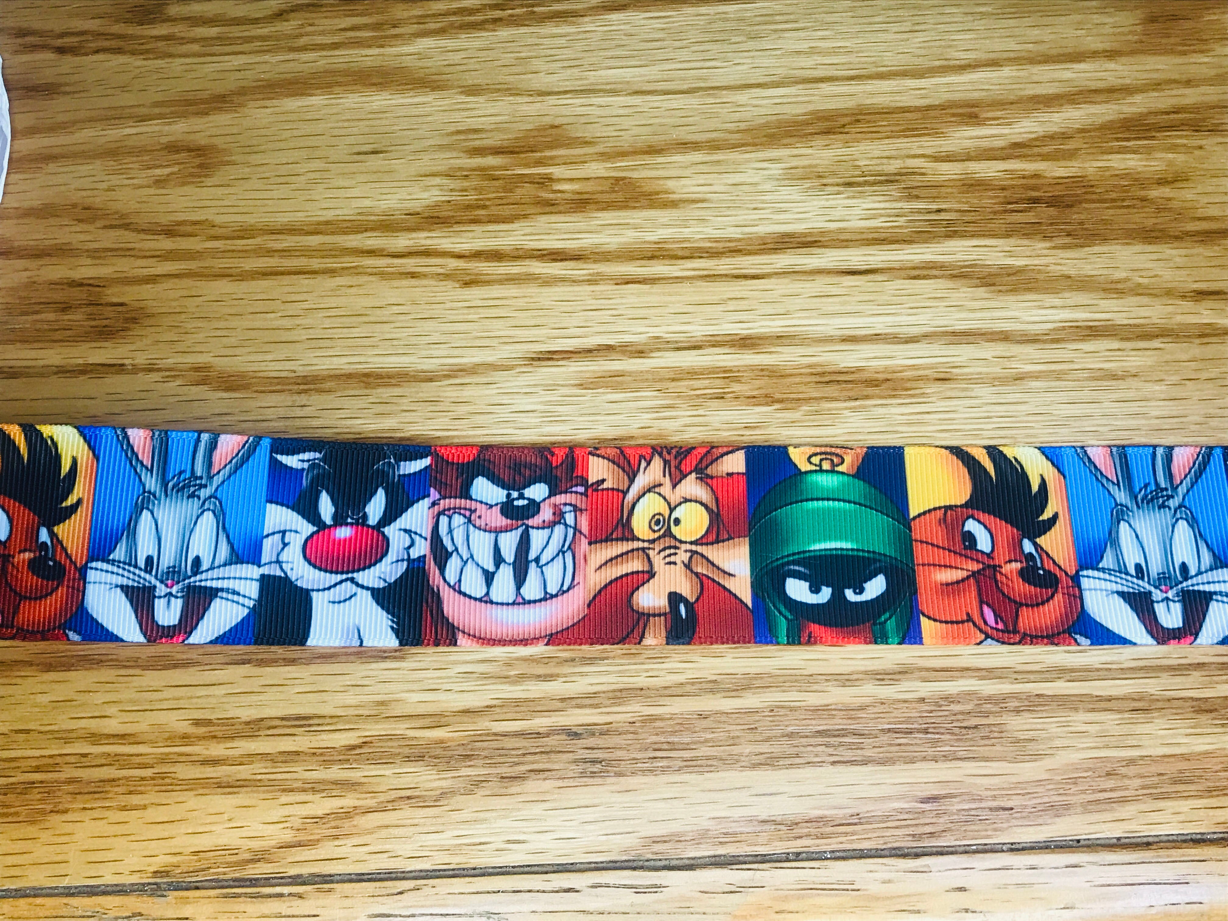 7-8-wide-looney-tunes-cartoon-character-faces-grosgrain-ribbon